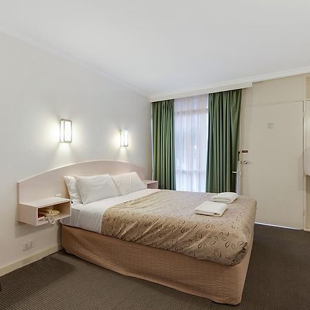 Alexander Motor Inn Melbourne City Exterior foto