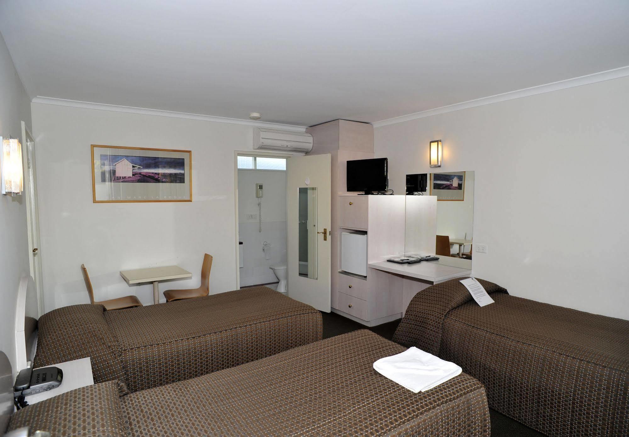 Alexander Motor Inn Melbourne City Exterior foto